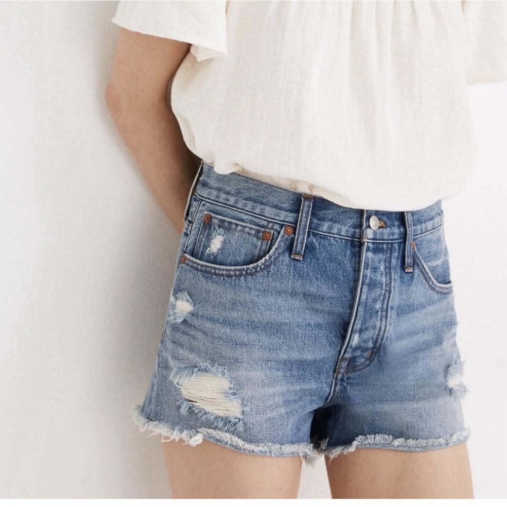 Madewell‎ Relaxed Denim Shorts Destructed Edition Women Size 29 Cutoff